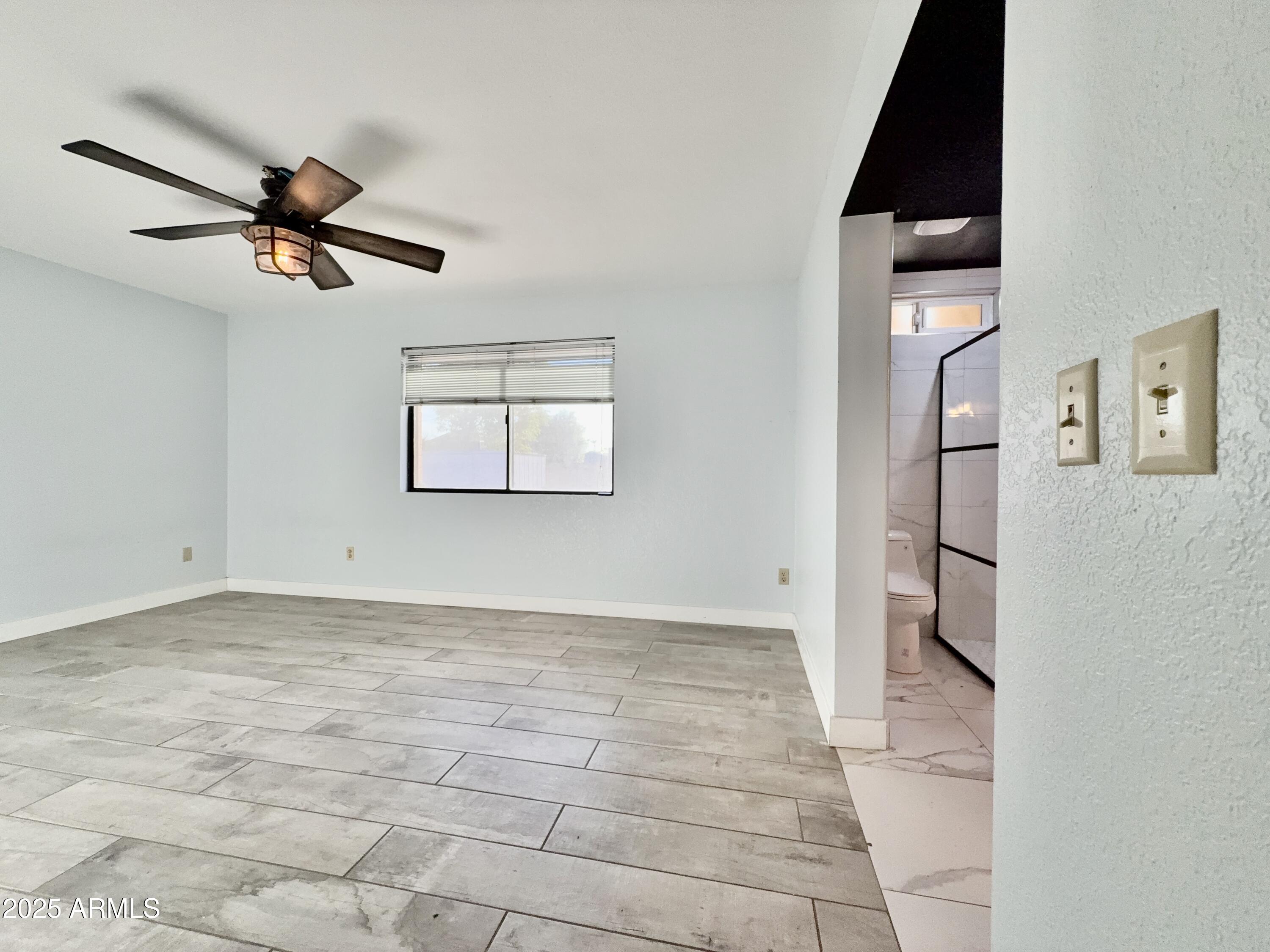 13410 North 47th Place Phoenix, AZ 85032 - Photo 14 of 34 A3E87D8B-483A-45F7-8D94-CA57B019AA3E_1_2