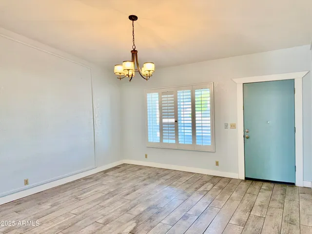 $2,700 | 13410 North 47th Place, Phoenix, AZ 85032