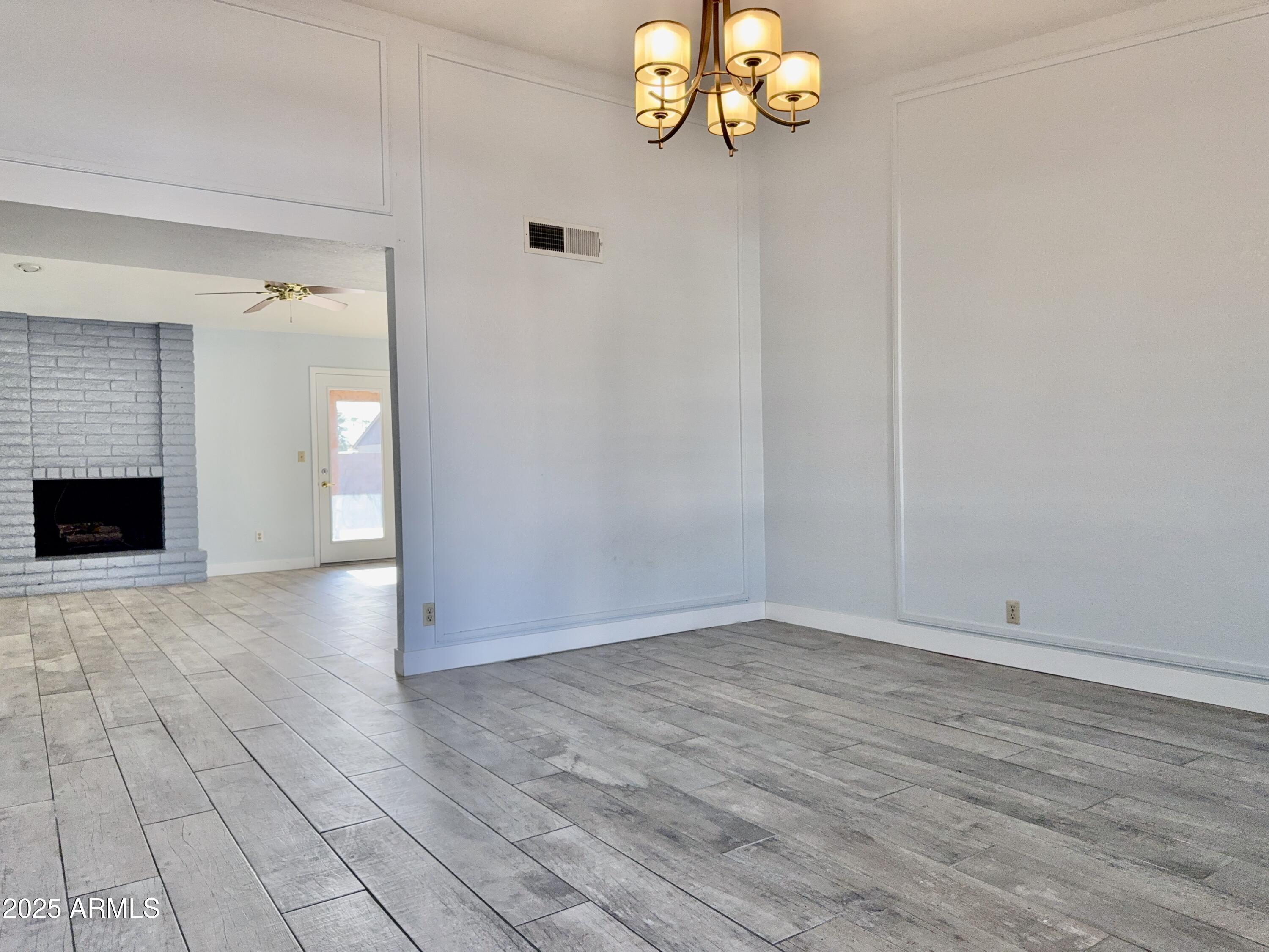 13410 North 47th Place Phoenix, AZ 85032 - Photo 3 of 34 6A797472-C027-4002-8CB6-A8CCF0005EBA_1_2