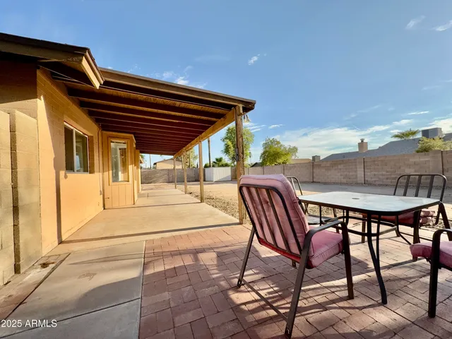 $2,700 | 13410 North 47th Place, Phoenix, AZ 85032