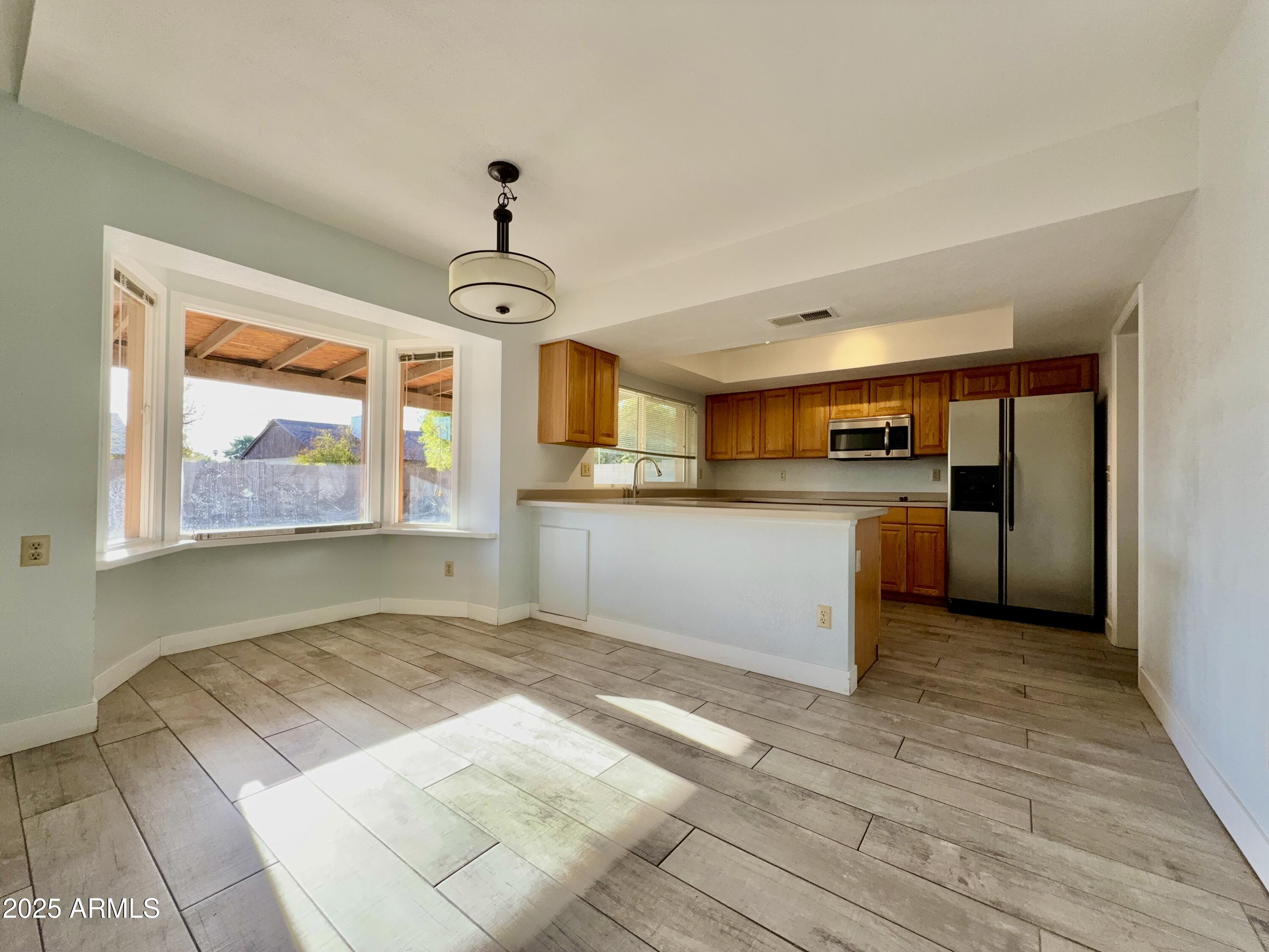 13410 North 47th Place Phoenix, AZ 85032 - Photo 6 of 34 C07EF69A-F10F-4E1F-A026-DD205452A1A2_1_2