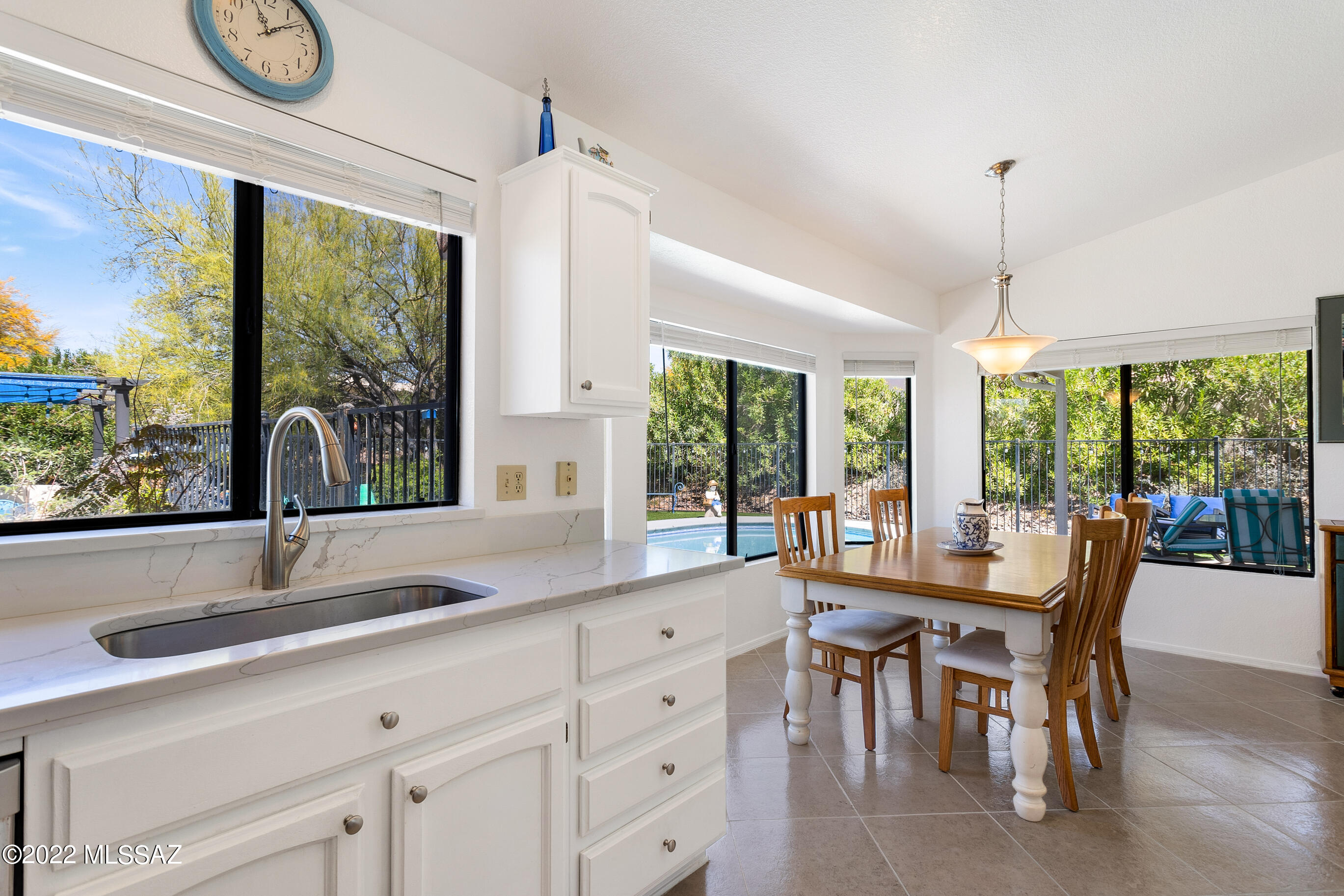37026 South Stoney Ridge Court Saddlebrooke, AZ 85739 - Photo 12 of 41