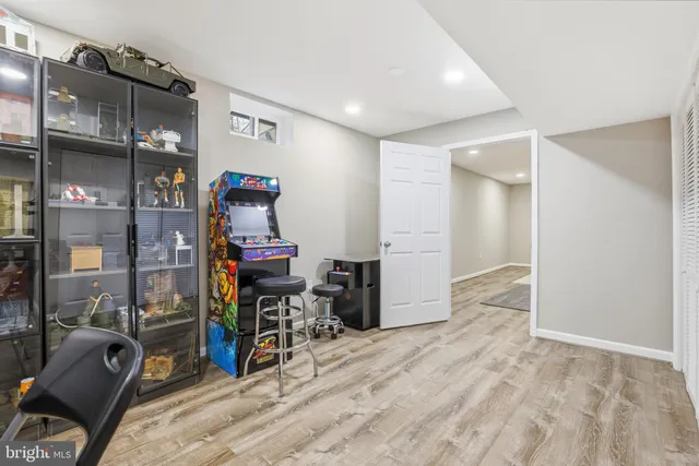 $950,000 | 5467 Quaint Drive, Woodbridge, VA 22193