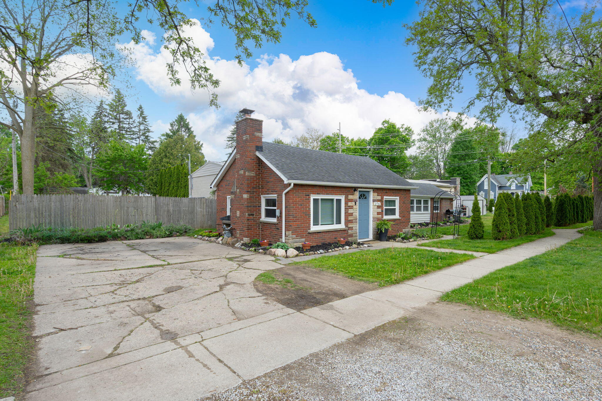 276 East Gates Street Romeo, MI 48065 - Photo 3 of 26 3-web-or-mls-exteriors-3