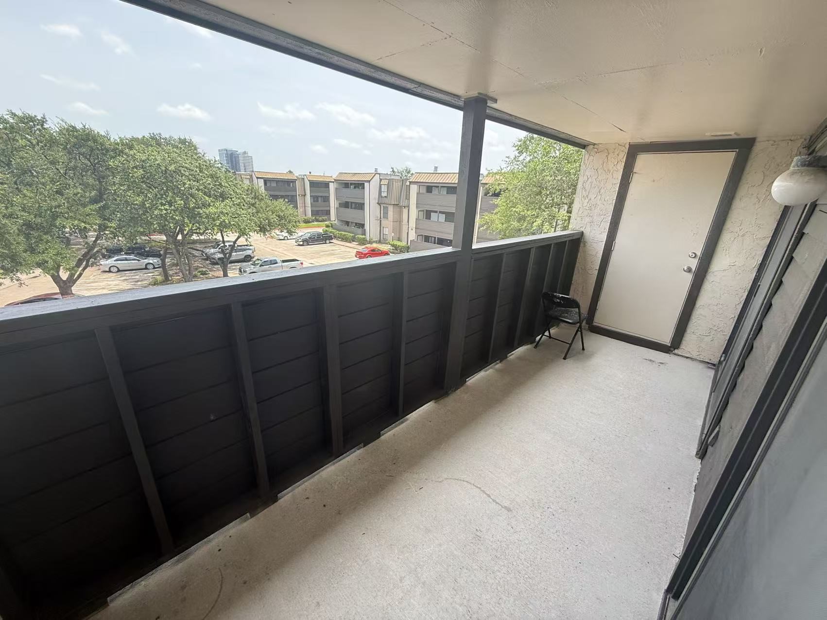 3075 Walnut Bend Lane, Unit 36 Houston, TX 77042 - Photo 2 of 9