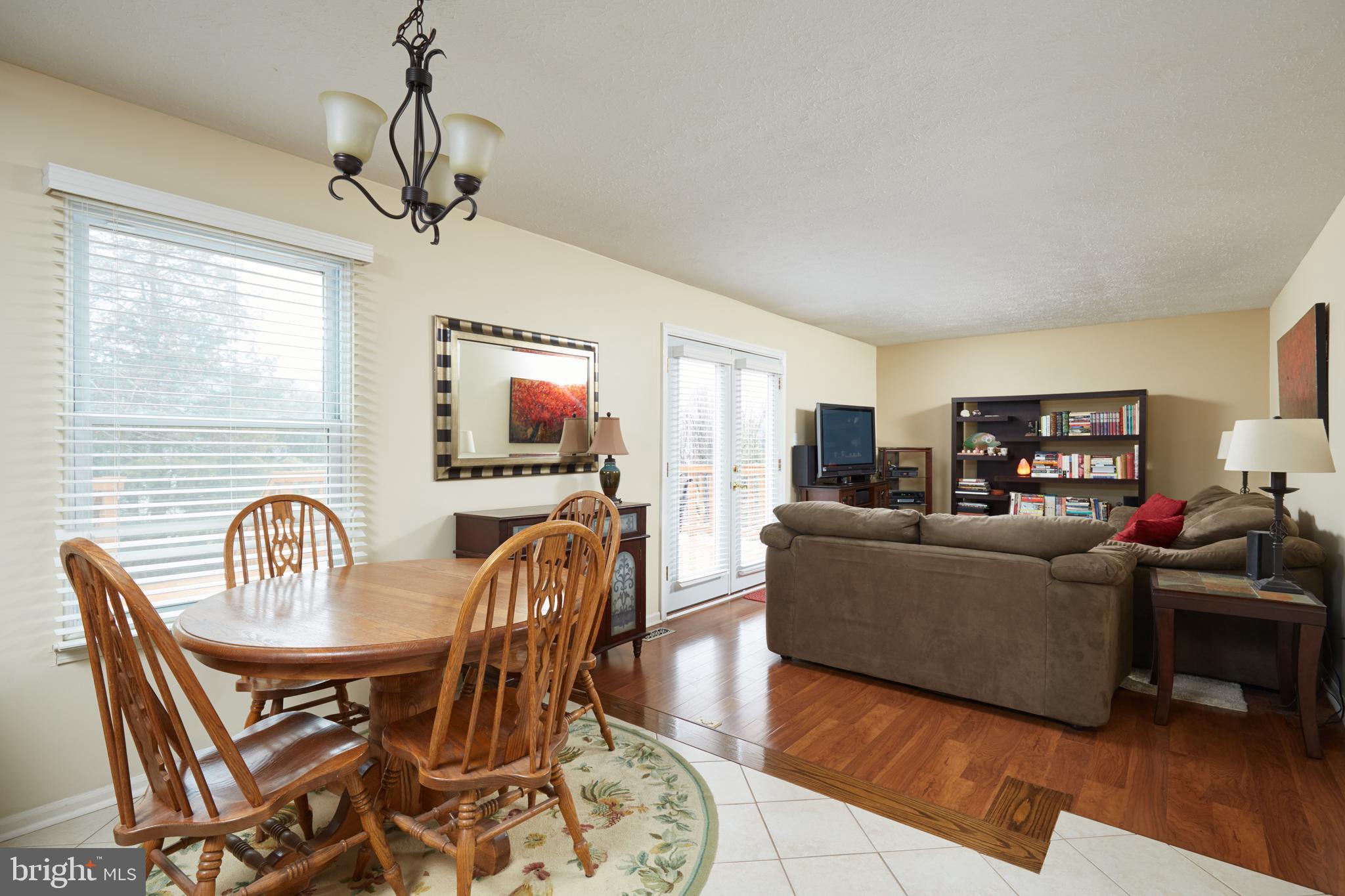 12619 Bridoon Lane Reston, VA 20191 - Photo 14 of 33 Eat-in Kitchen