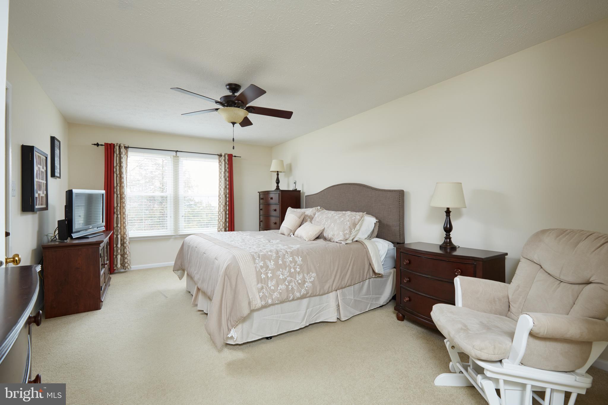 12619 Bridoon Lane Reston, VA 20191 - Photo 3 of 33 Master Bedroom