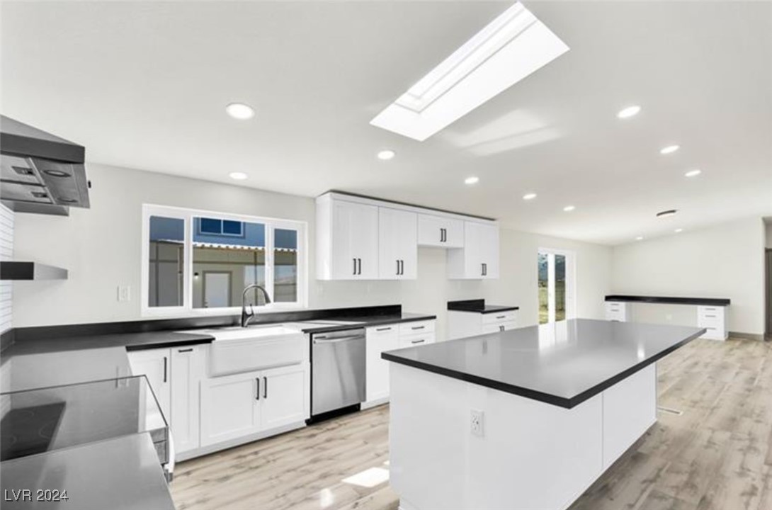 3301 Bond Street Pahrump, NV 89061 - Photo 4 of 28