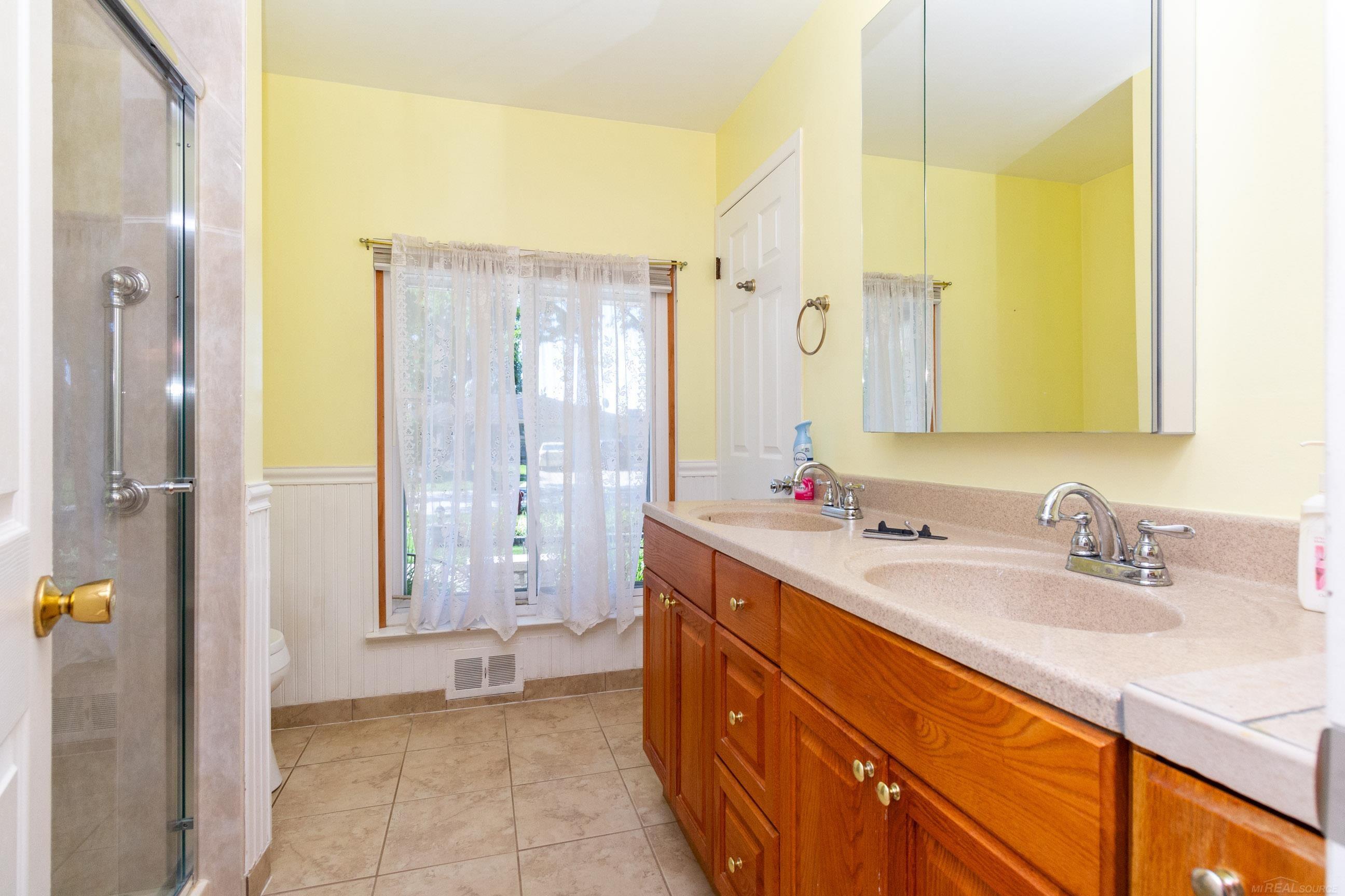 3685 Brandi Drive Sterling Heights, MI 48310 - Photo 24 of 44