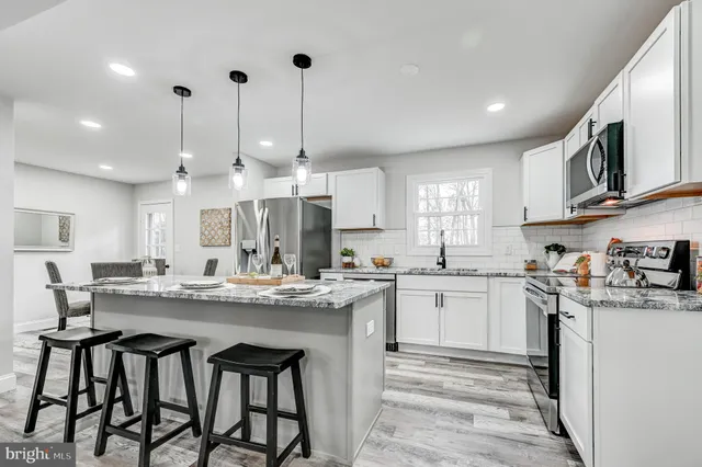 $749,900 | 14081 Monticello Drive, Cooksville, MD 21723