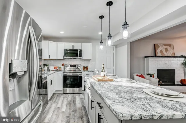 $749,900 | 14081 Monticello Drive, Cooksville, MD 21723