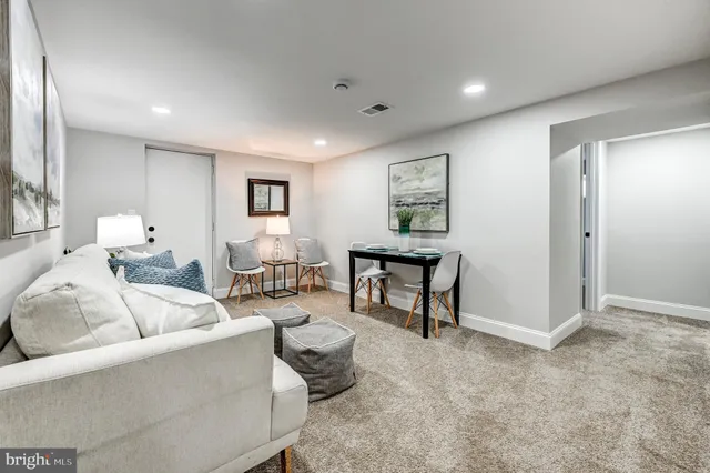 $749,900 | 14081 Monticello Drive, Cooksville, MD 21723