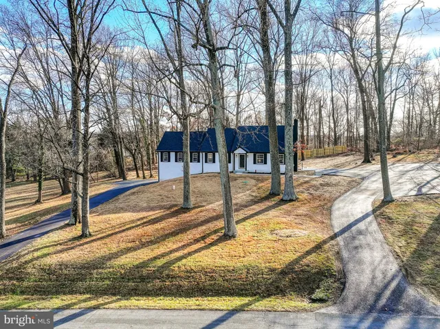 $749,900 | 14081 Monticello Drive, Cooksville, MD 21723