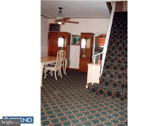 2526 South Hicks Street Philadelphia, PA 19145 - Photo 2 of 6