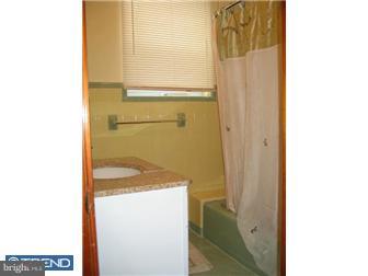 2526 South Hicks Street Philadelphia, PA 19145 - Photo 6 of 6