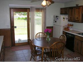 225 Willow Lane Springfield, IL 62707 - Photo 5 of 9