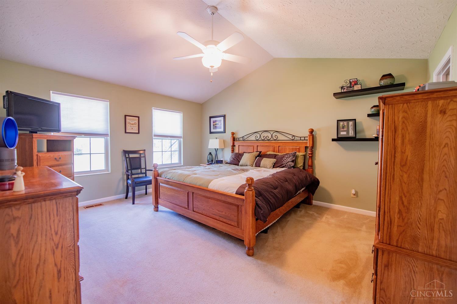 3789 Hanley Road Cincinnati, OH 45247 - Photo 14 of 35
