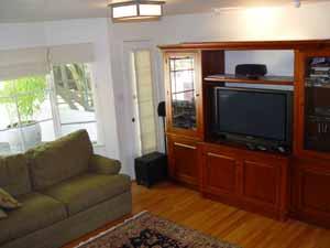 3822 Sunset Road Santa Barbara, CA 93110 - Photo 3 of 5 Family Room