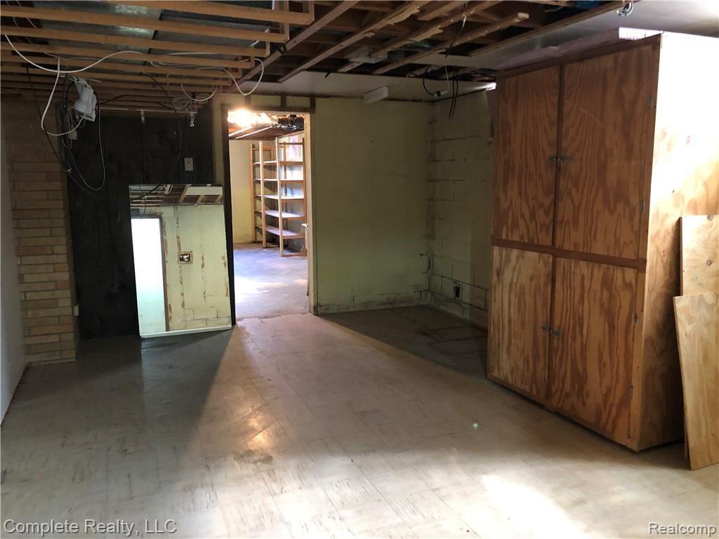 4373 Crosby Road Flint, MI 48506 - Photo 22 of 34