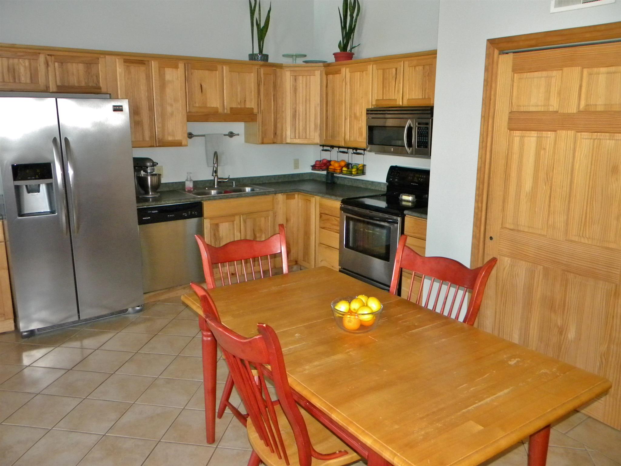 4463 North Sullivan Road Leesburg, IN 46538 - Photo 3 of 21 Gallery Image 3