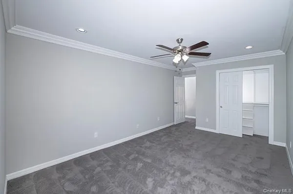 $3,395 | 425 Newbridge Road, Unit 30, East Meadow, NY 11554