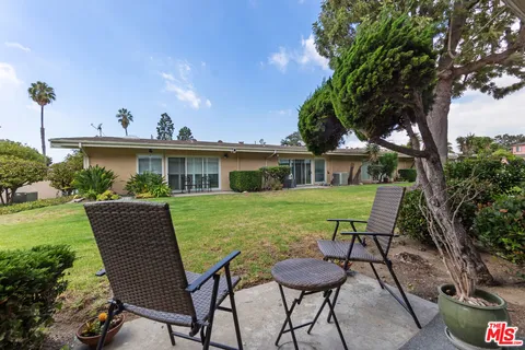 $625,000 | 3500 West Manchester Boulevard, Unit 30, Inglewood, CA 90305