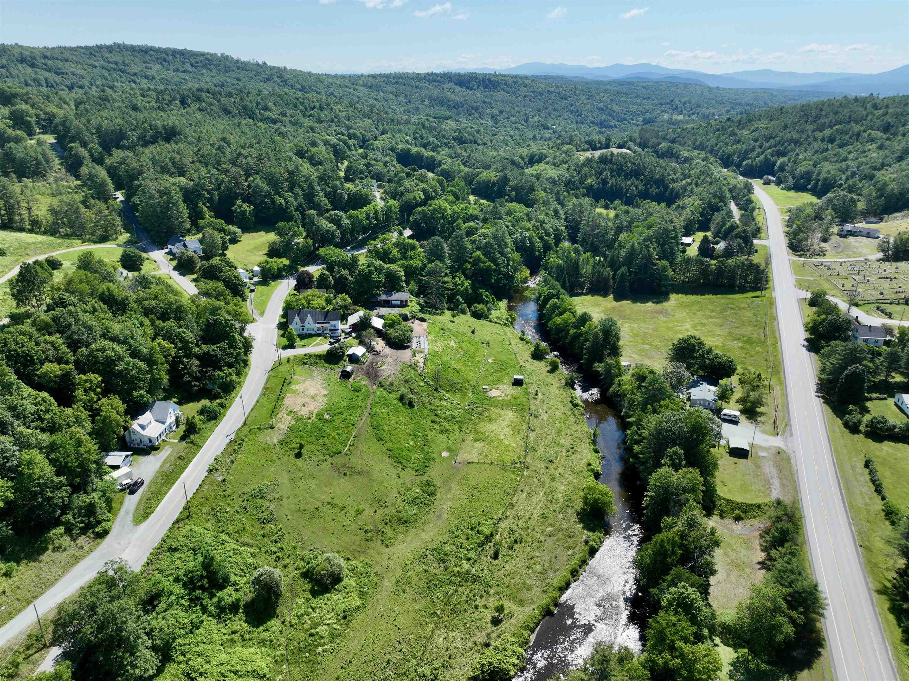 1098 Creamery Road Ryegate, VT 05069 - Photo 7 of 46