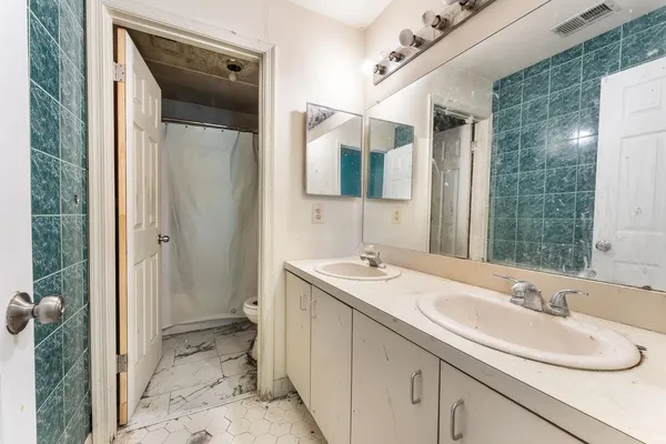 $425,000 | 15 Cedar Street, Jersey City, NJ 07305