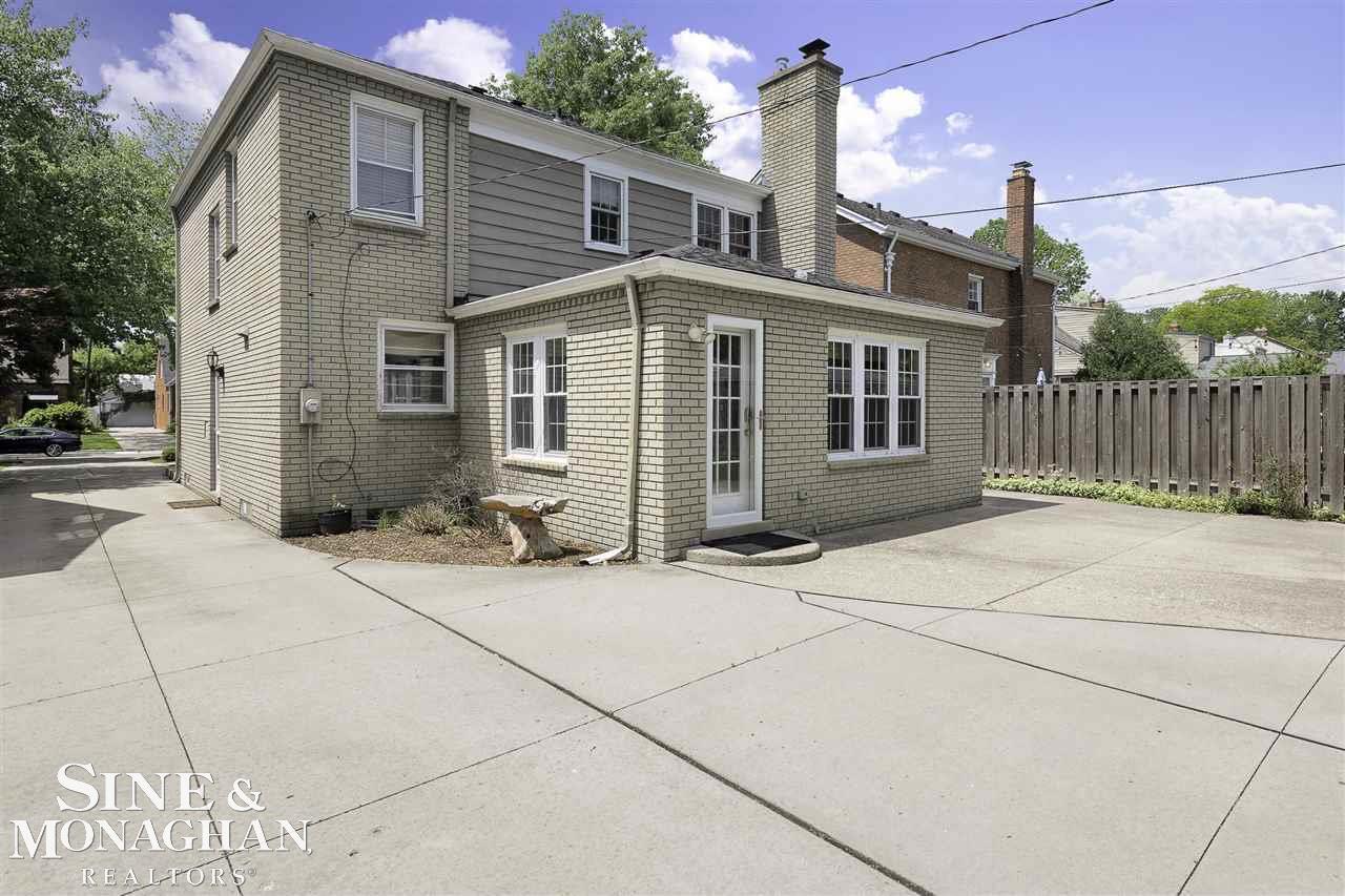 308 Kerby Road Grosse Pointe Farms, MI 48236 - Photo 30 of 32