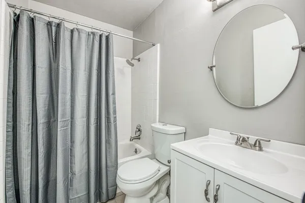 $150,000 | 2819 West Fairmont Avenue, Unit 102, Fresno, CA 93705