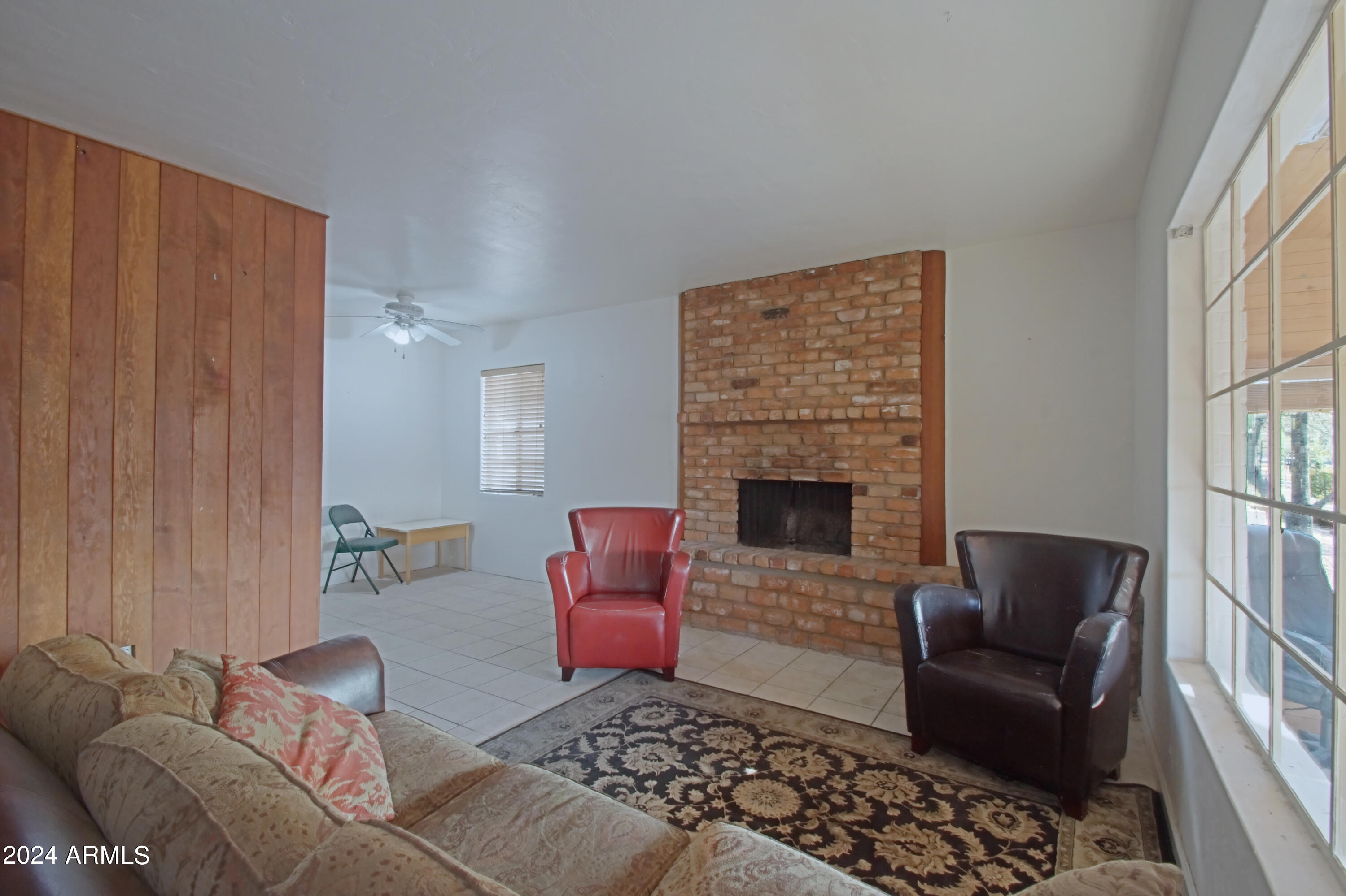 9622 North 1st Avenue Phoenix, AZ 85021 - Photo 34 of 48 Livingroom 7