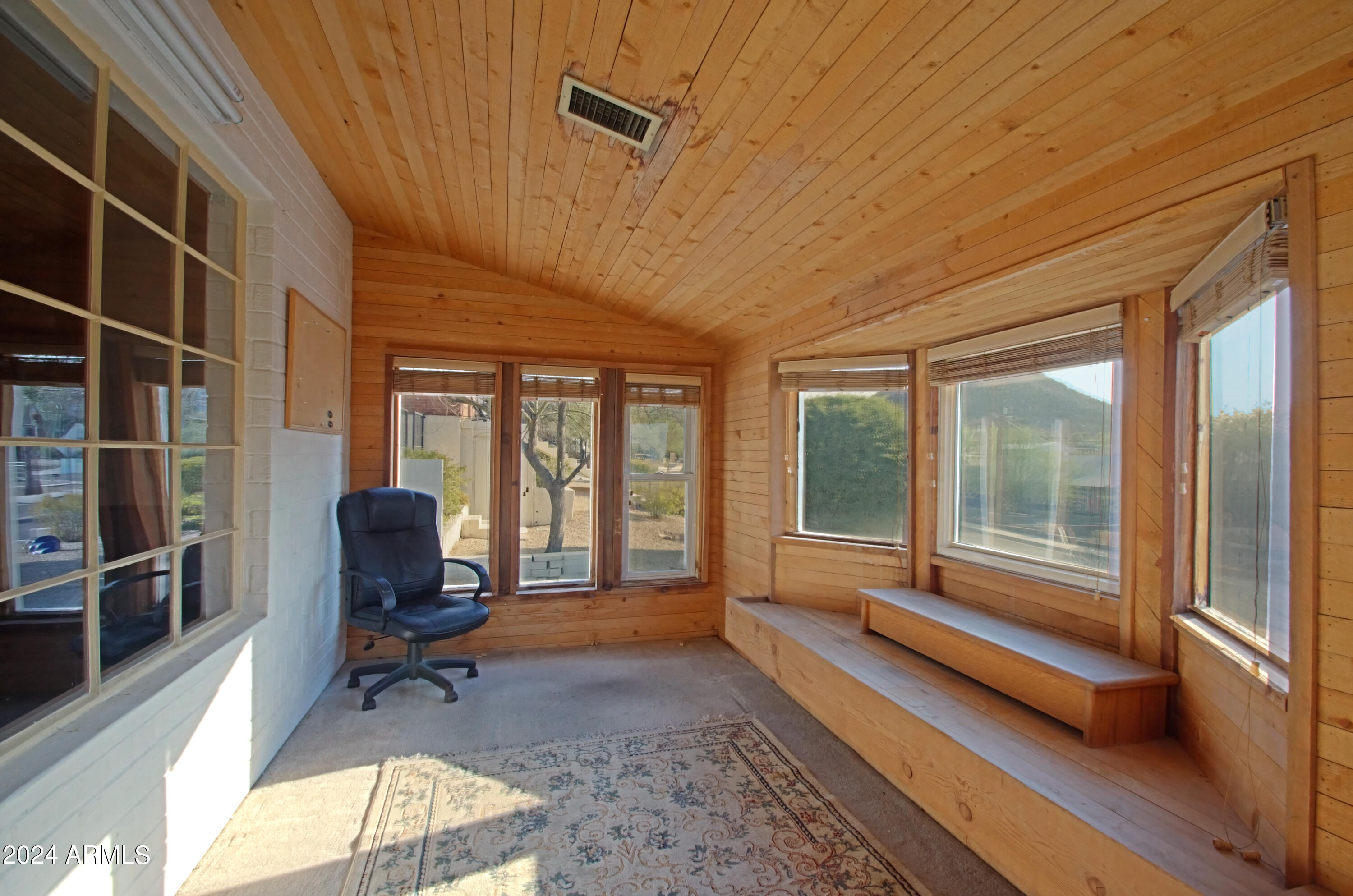 9622 North 1st Avenue Phoenix, AZ 85021 - Photo 43 of 48 Sun Room 1