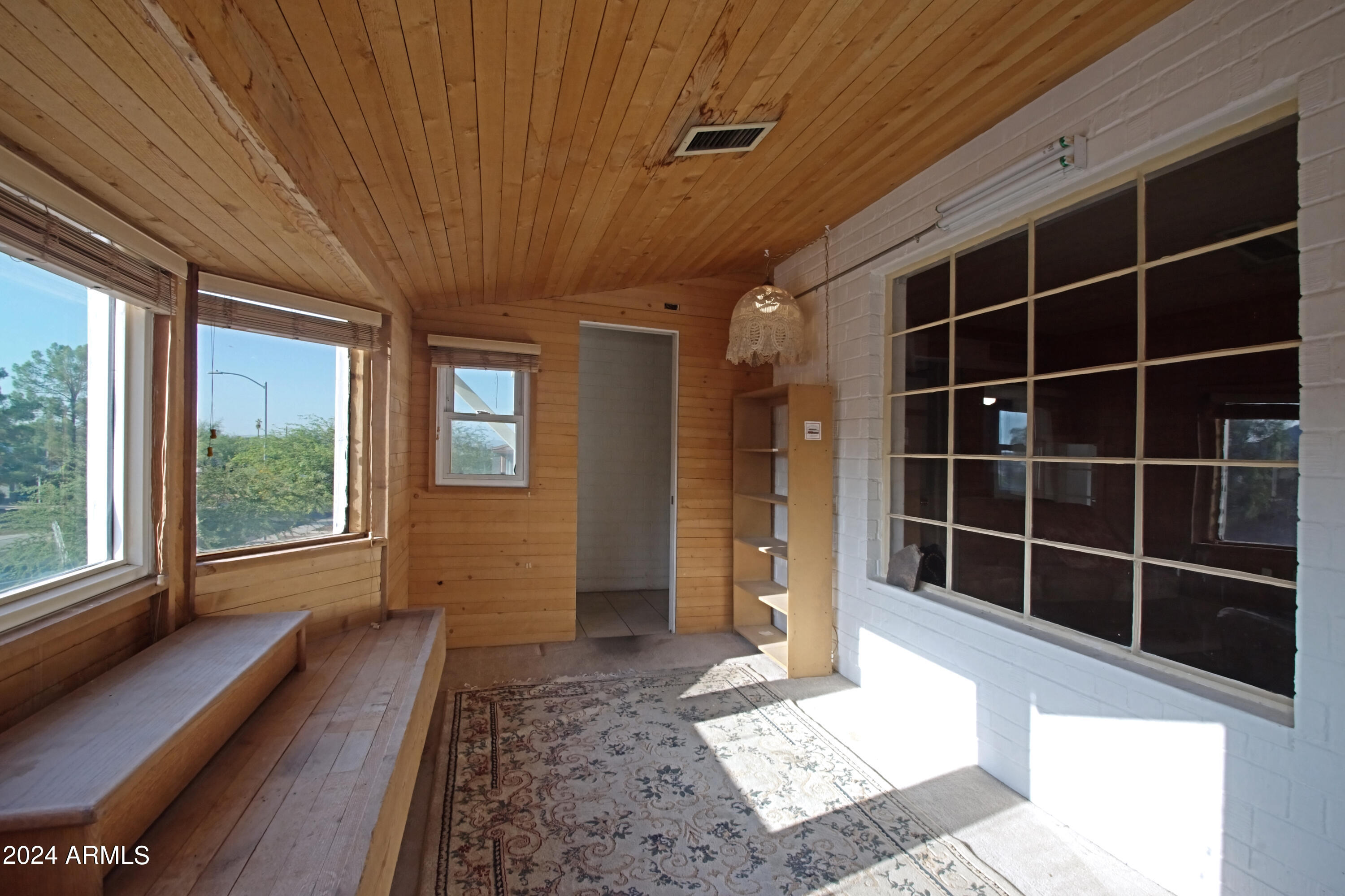 9622 North 1st Avenue Phoenix, AZ 85021 - Photo 45 of 48 Sun Room 3