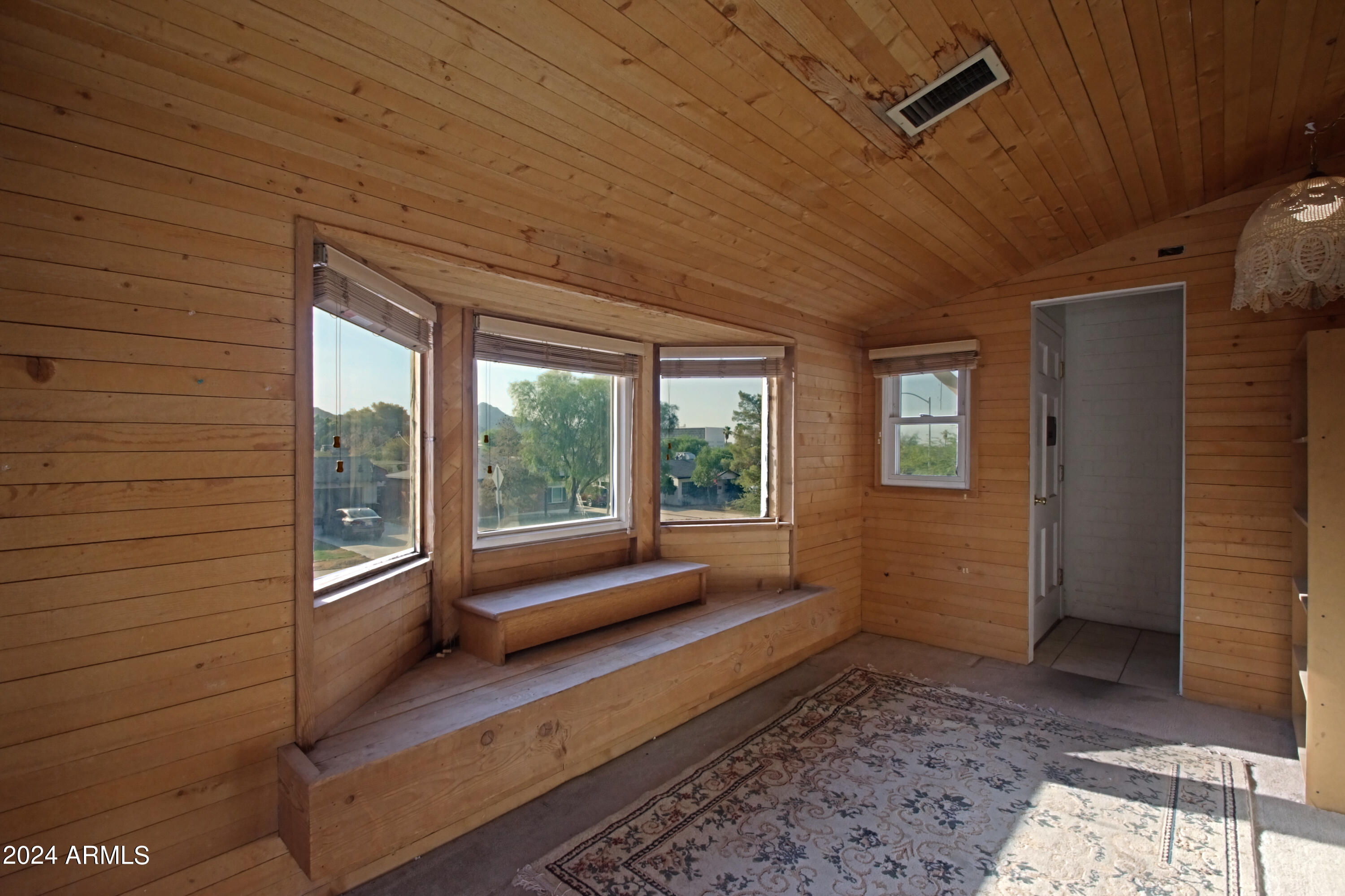 9622 North 1st Avenue Phoenix, AZ 85021 - Photo 46 of 48 Sun Room 4