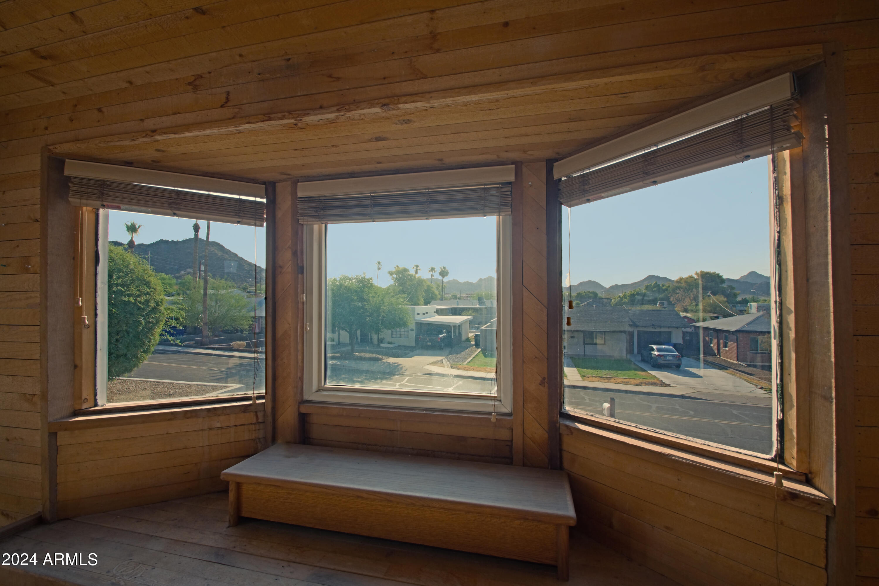 9622 North 1st Avenue Phoenix, AZ 85021 - Photo 48 of 48 Sun Room 6