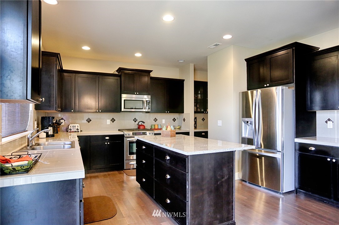 4117 180th Place Southeast Bothell, WA 98012 - Photo 7 of 25