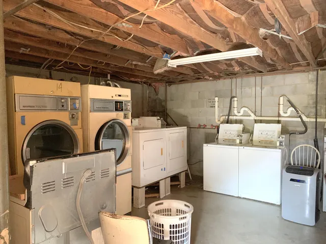 $949 | 1713 Roanoke Avenue Southwest, Unit 3, Roanoke, VA 24015