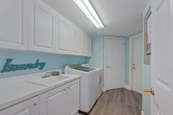 $599,000 | 9134 Cherry Oaks Lane, Unit 102, Naples, FL 34114