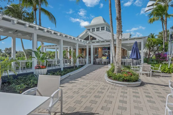 $599,000 | 9134 Cherry Oaks Lane, Unit 102, Naples, FL 34114