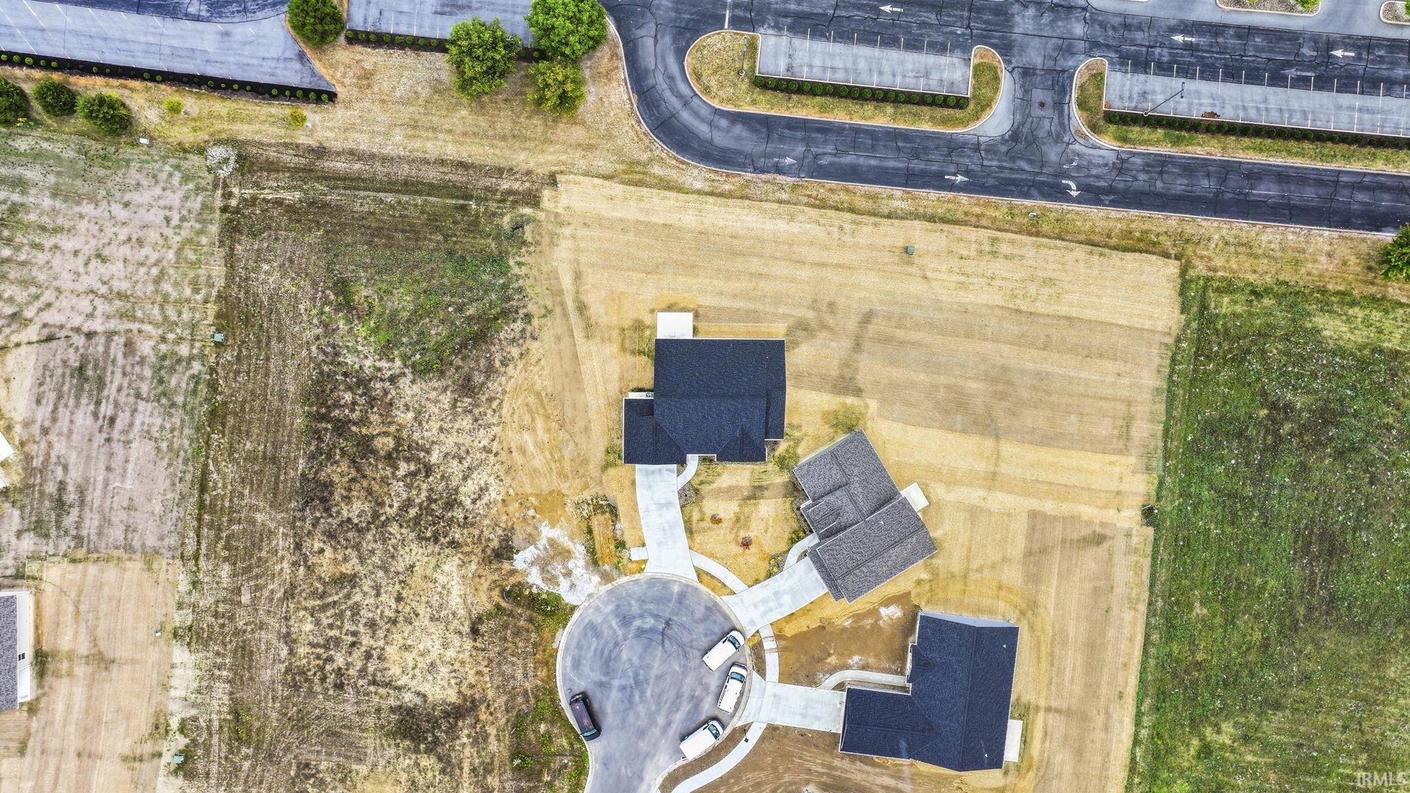 12004 Swather Court Fort Wayne, IN 46818 - Photo 32 of 36