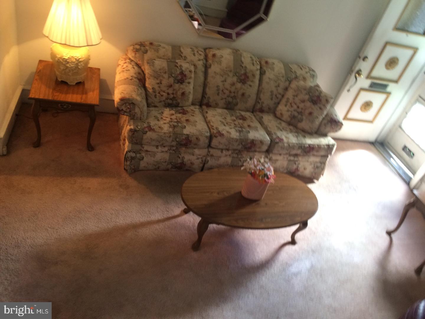 425 Woodcliffe Road Upper Darby, PA 19082 - Photo 17 of 18