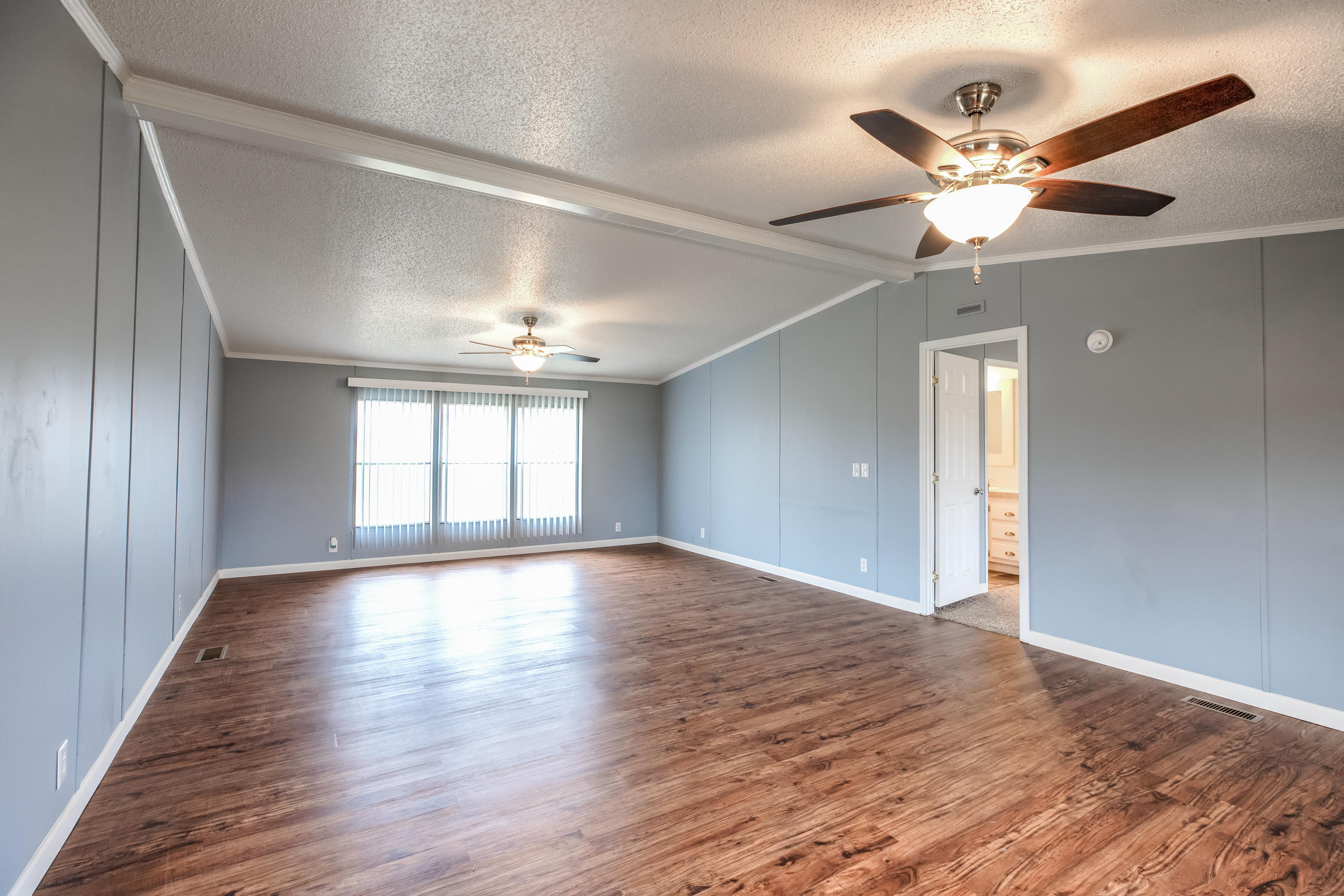 336 Calhoun Road La Follette, TN 37766 - Photo 11 of 26 19D88DB3-5B4F-4729-9B15-E6D68E585739
