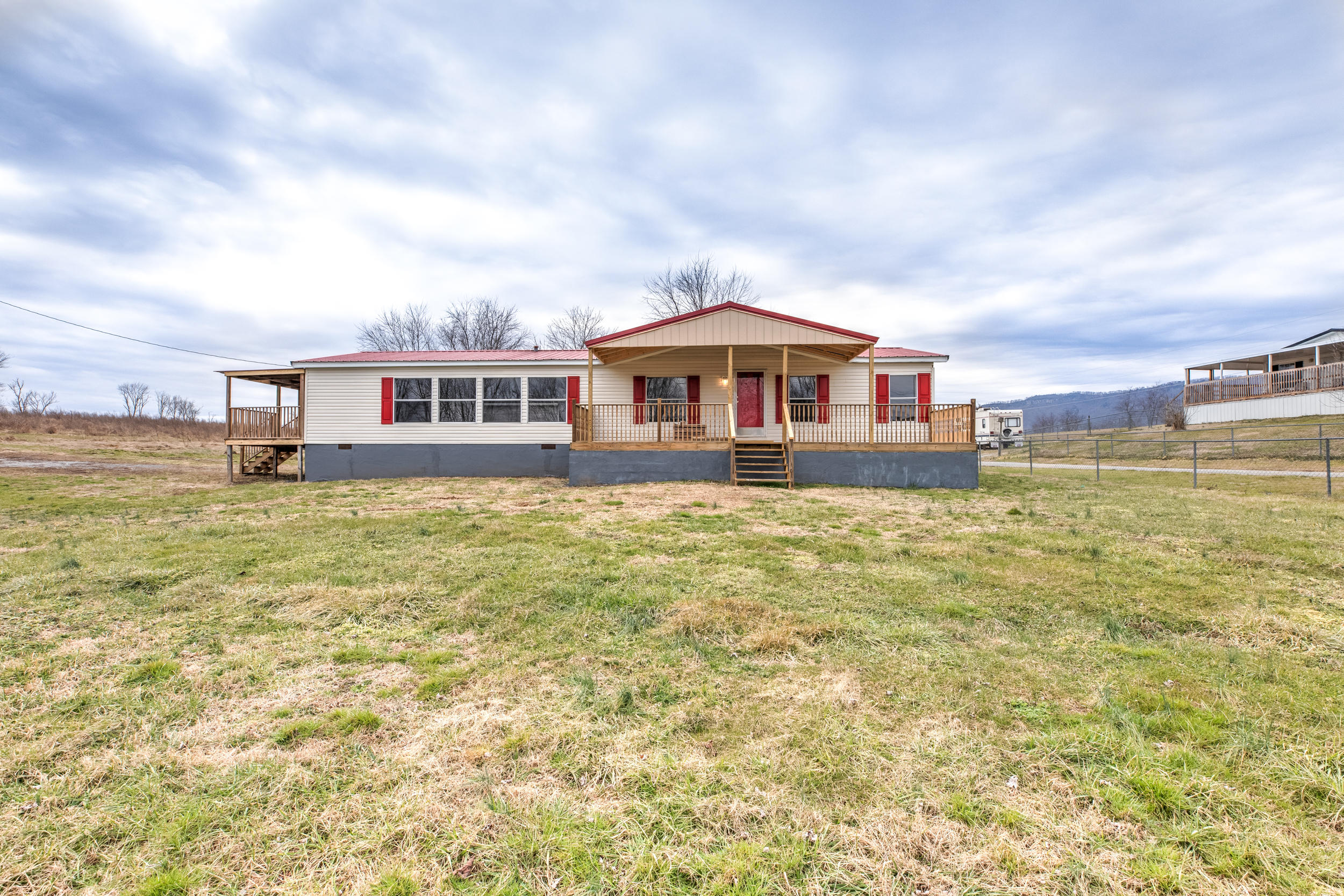 336 Calhoun Road La Follette, TN 37766 - Photo 26 of 26 CCD58FA5-249B-4B41-ABB3-85B38F60A3D0