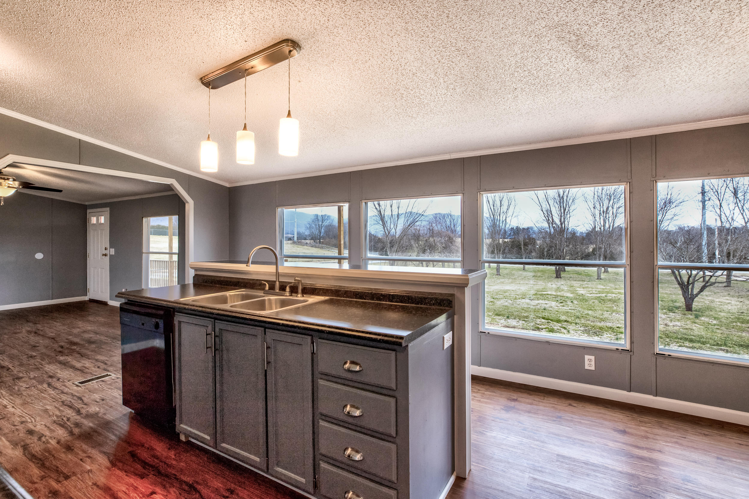 336 Calhoun Road La Follette, TN 37766 - Photo 5 of 26 EA8DC501-5FDA-4539-961F-BFE6C61BF1CB