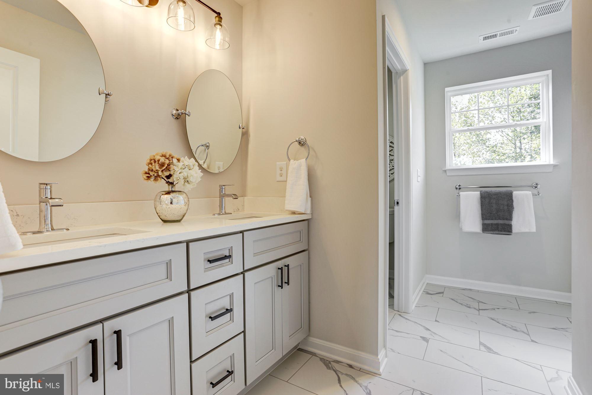 5871 Race Road Elkridge, MD 21075 - Photo 13 of 31 Primary Bath