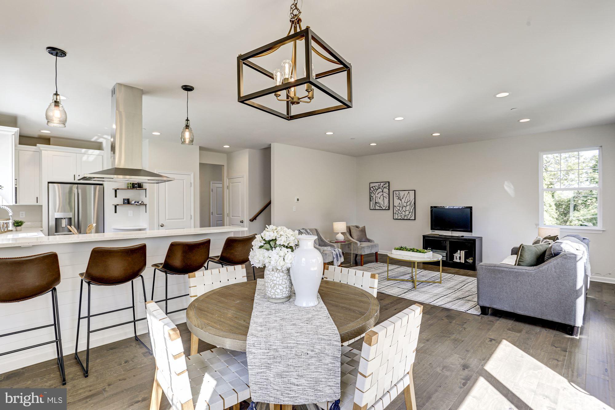 5871 Race Road Elkridge, MD 21075 - Photo 10 of 31 Dining Room