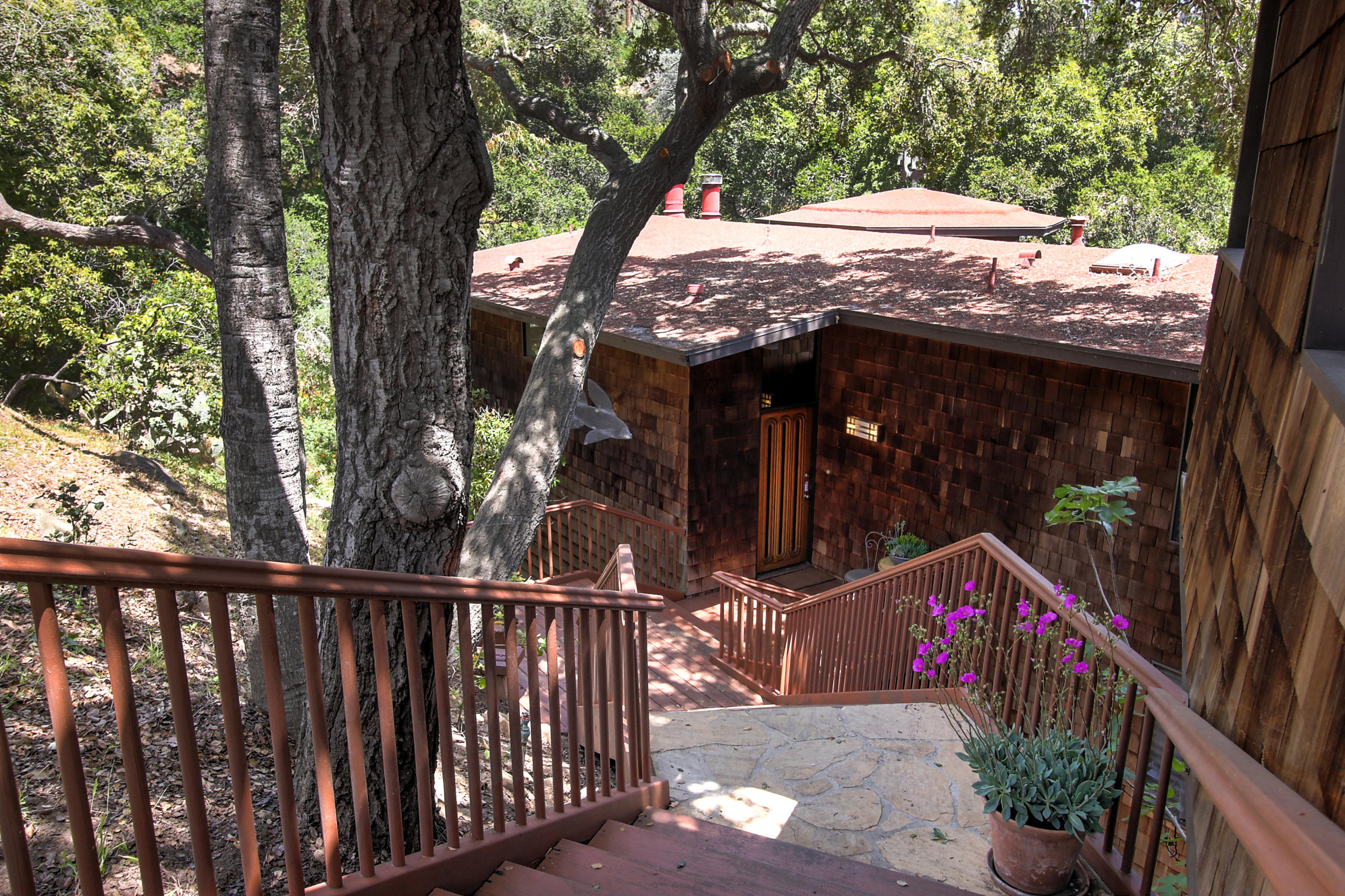 1553 Oramas Road Santa Barbara, CA 93103 - Photo 5 of 41 Stairs to Front Door