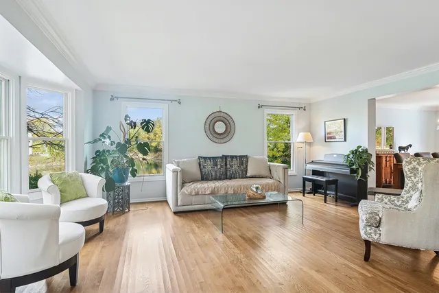 $775,000 | 5530 Oak Grove Circle, Long Grove, IL 60047