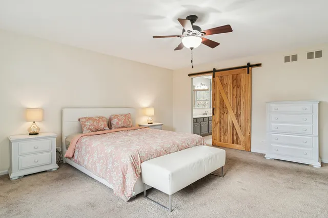 $775,000 | 5530 Oak Grove Circle, Long Grove, IL 60047