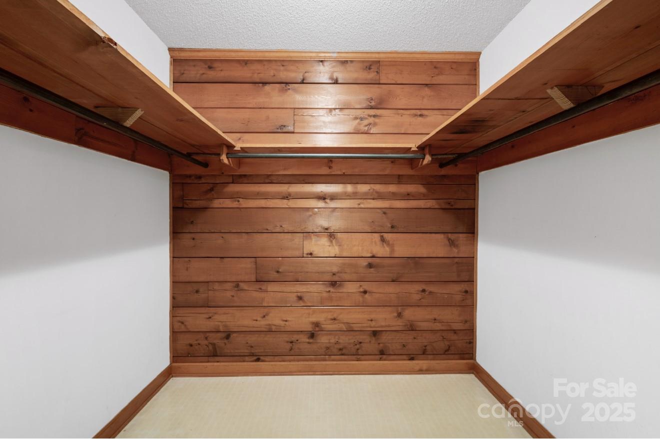 993 Jackson Road Fort Lawn, SC 29714 - Photo 34 of 48 a view of walk in closet